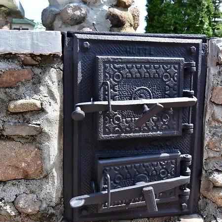 Dom Nad Stawem Przy Lesie Burkat