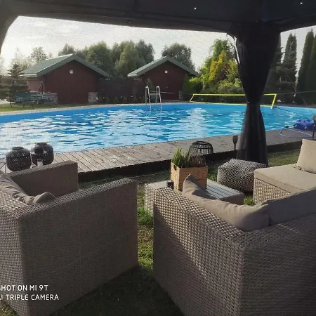 Dom Nad Stawem Przy Lesie Apartman