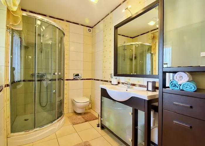 Apartment Dom Nad Stawem Przy Lesie *