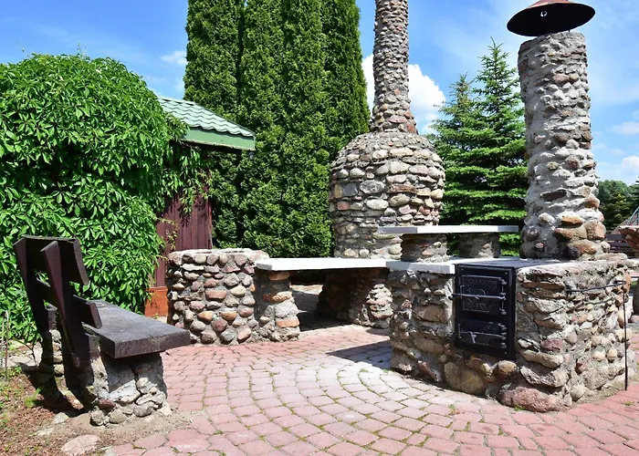 Dom Nad Stawem Przy Lesie Apartment Burkat