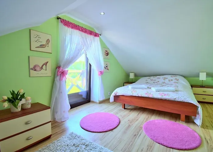 Dom Nad Stawem Przy Lesie Apartment