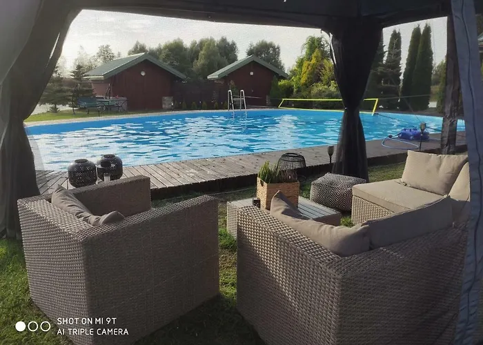 Dom Nad Stawem Przy Lesie Apartment